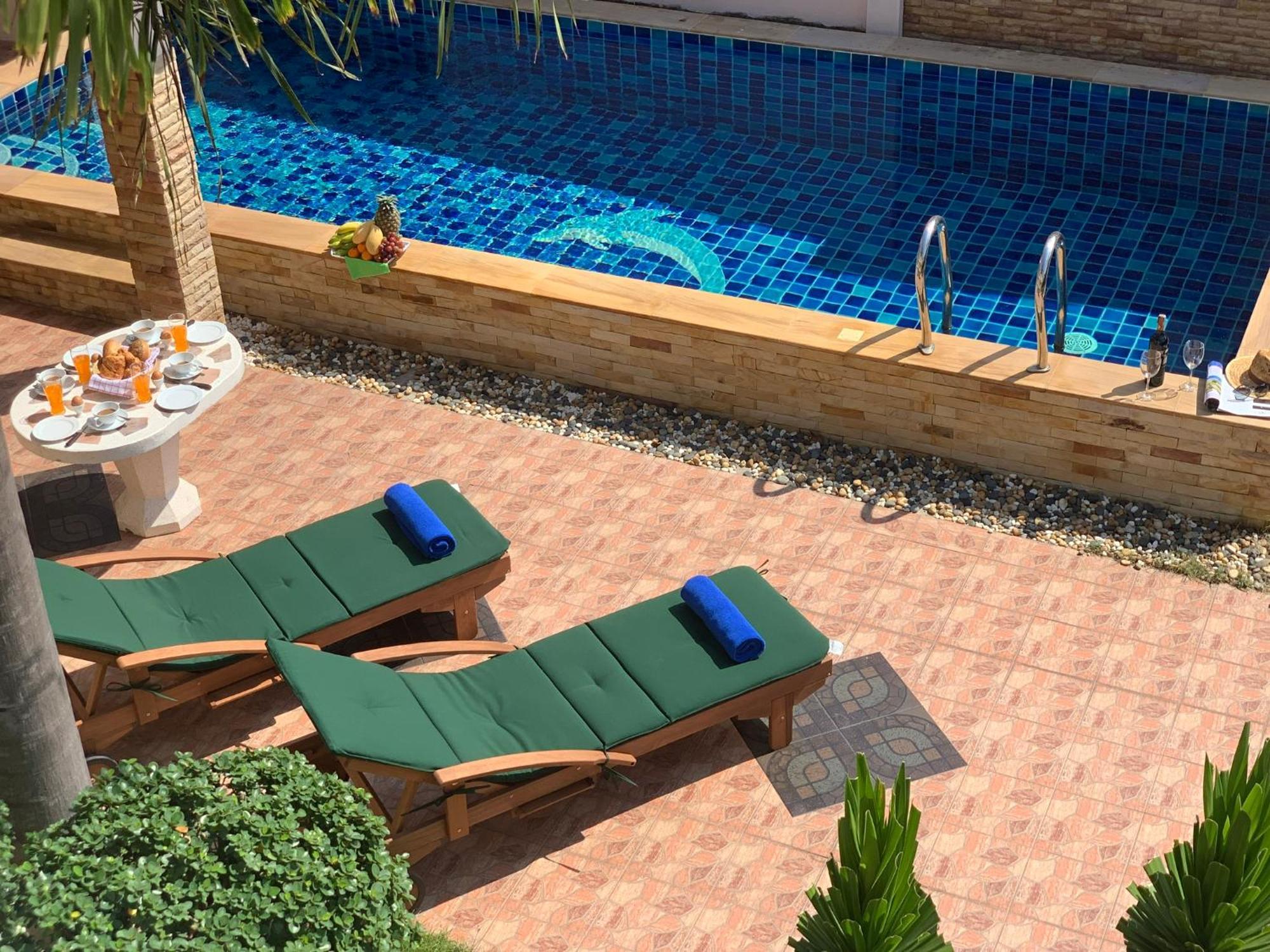 Yoch Pool Villa Pattaya ภายนอก รูปภาพ