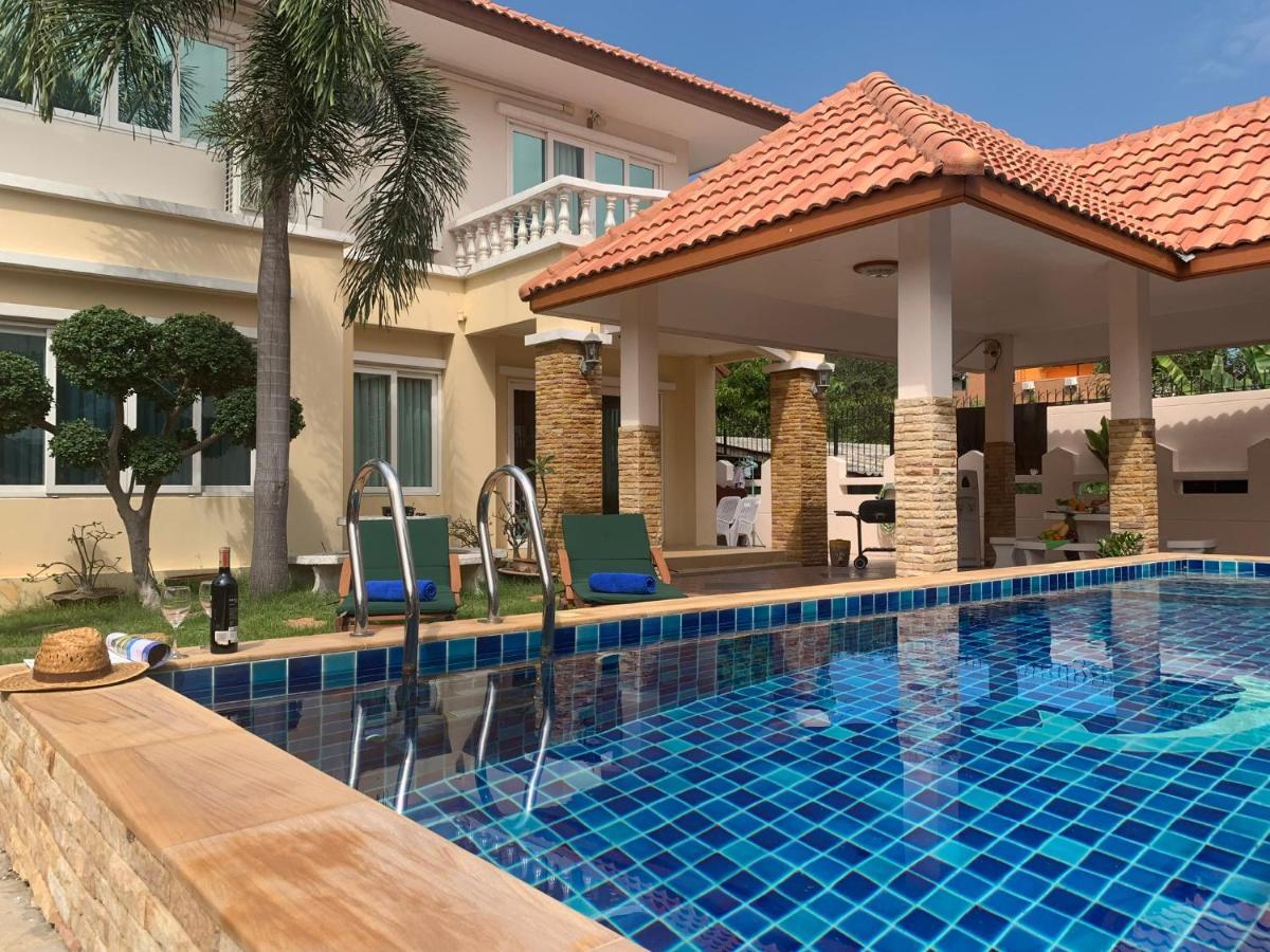 Yoch Pool Villa Pattaya ภายนอก รูปภาพ
